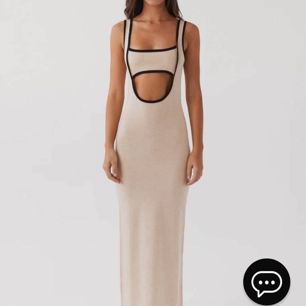 NEVER BEEN WORN Peppermayo  Lost in Paris Knit Maxi Dress